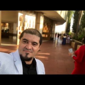 Meet your Posher, Juan ramon